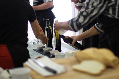 olive oil tasting