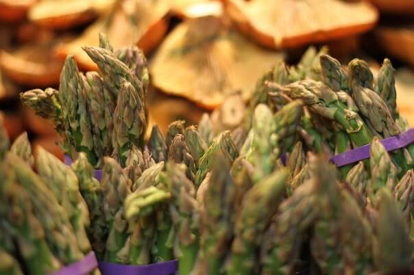 asparagus atarazanas food market