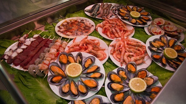 seafood malaga market