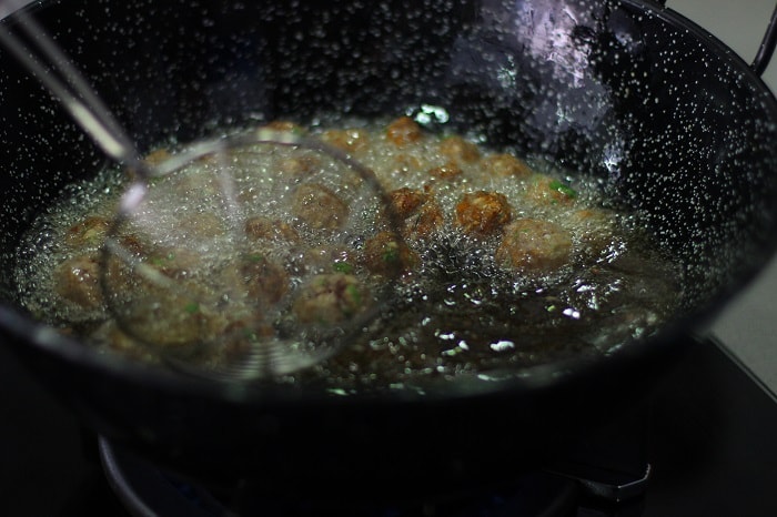 frying the meatballs frying the meatballs