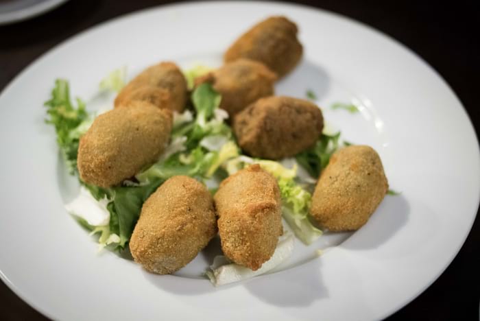 croquettes tapas at bodeguita el gallo