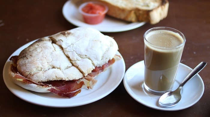 desayuno mollete ronda