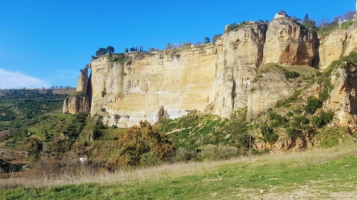 Asa de la caldera ronda