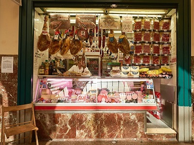 cordoba food market stall