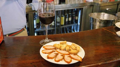 wine and tapas tour seville