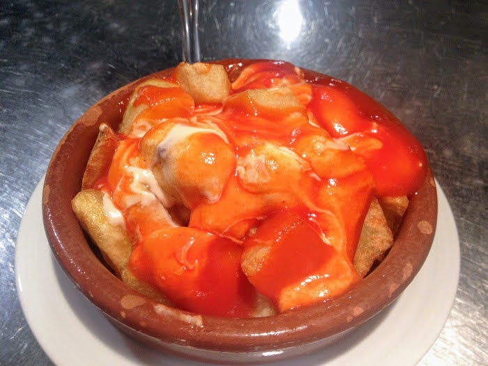 Bar Jubera patatas bravas spain food sherpas