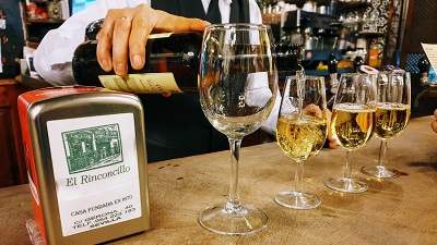 seville tapas crawl local wines