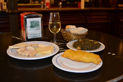 traditional manzanilla spinach local cheese food tour seville