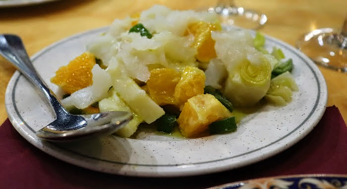 Receta de Ensalada Malagueña – Esencia de Málaga en un Plato